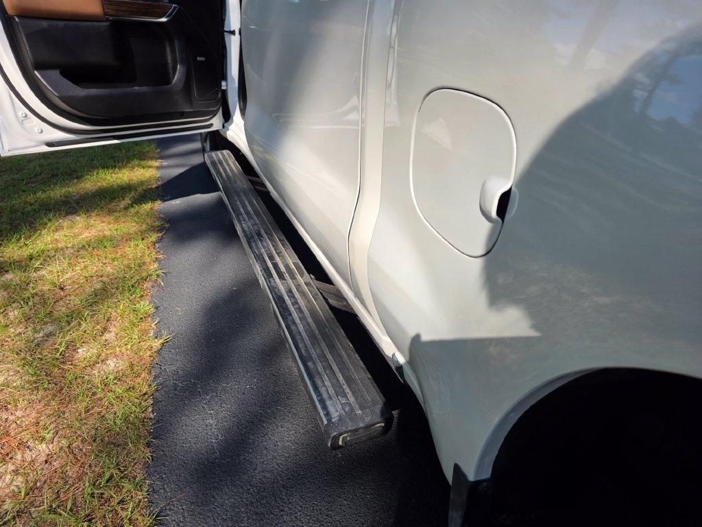 Chevrolet Silverado 1500 4WD Crew Cab 147" High Country 2021