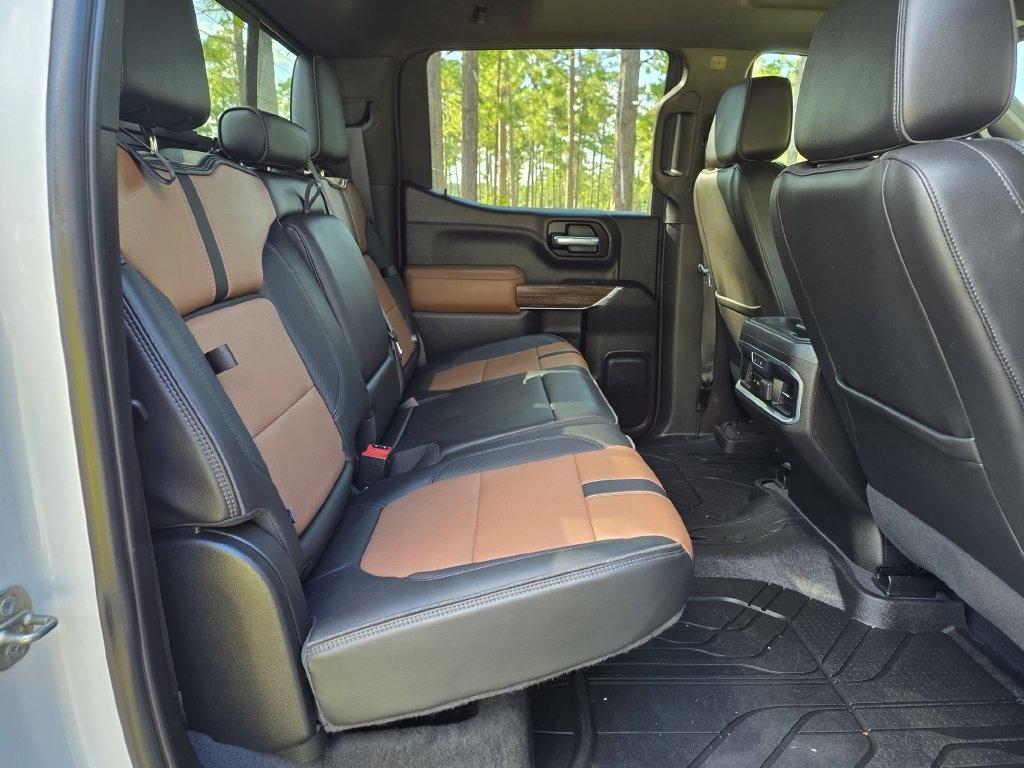 Chevrolet Silverado 1500 4WD Crew Cab 147" High Country 2021
