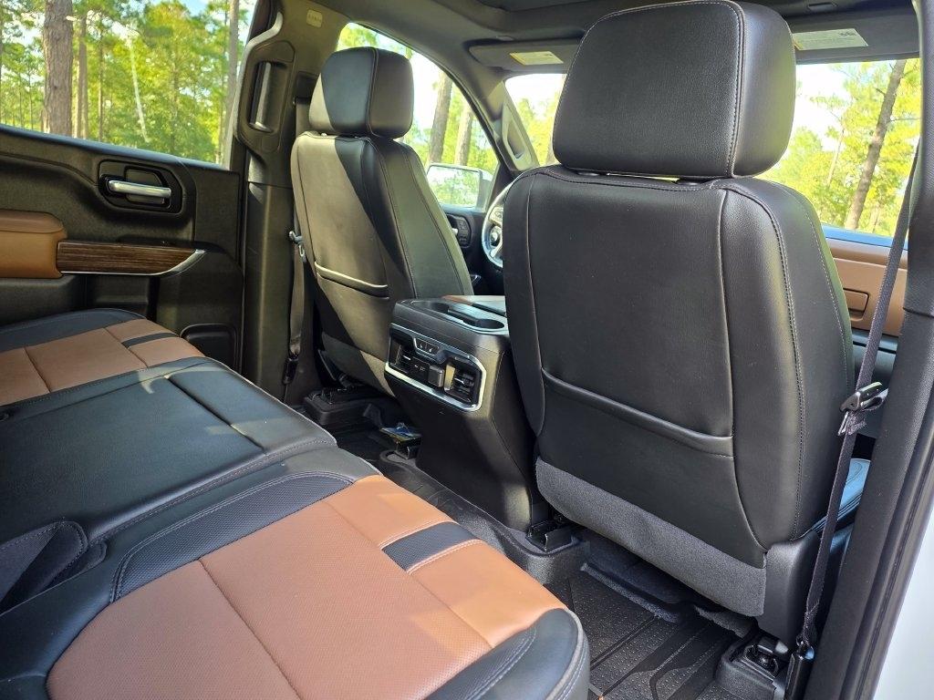 Chevrolet Silverado 1500 4WD Crew Cab 147" High Country 2021