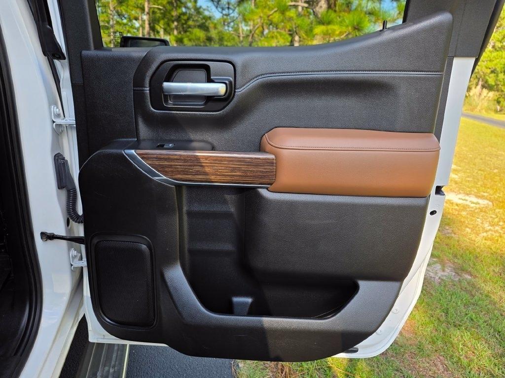 Chevrolet Silverado 1500 4WD Crew Cab 147" High Country 2021