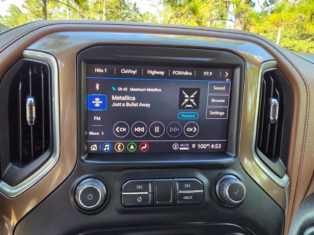 Chevrolet Silverado 1500 4WD Crew Cab 147" High Country 2021