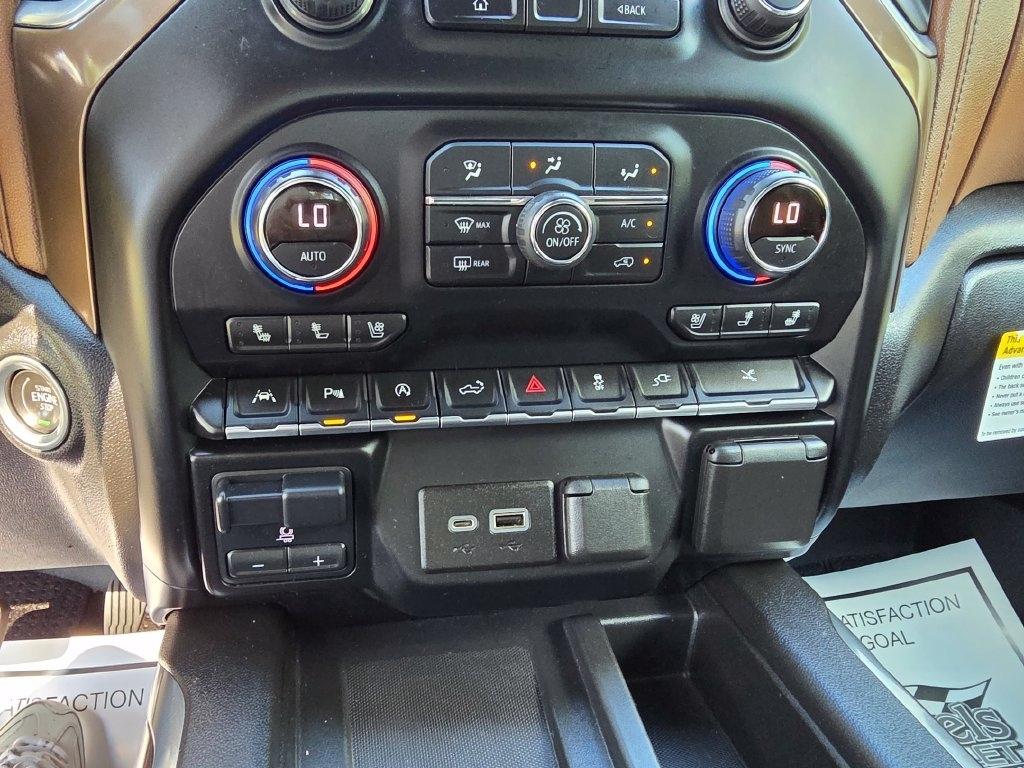 Chevrolet Silverado 1500 4WD Crew Cab 147" High Country 2021