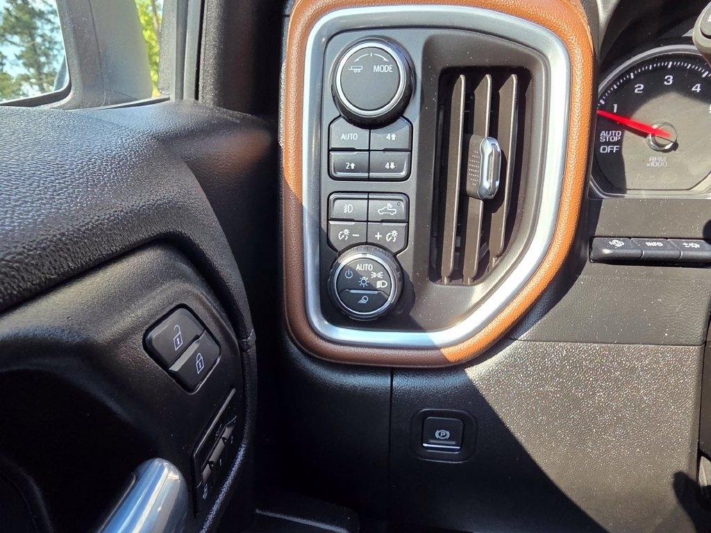 Chevrolet Silverado 1500 4WD Crew Cab 147" High Country 2021
