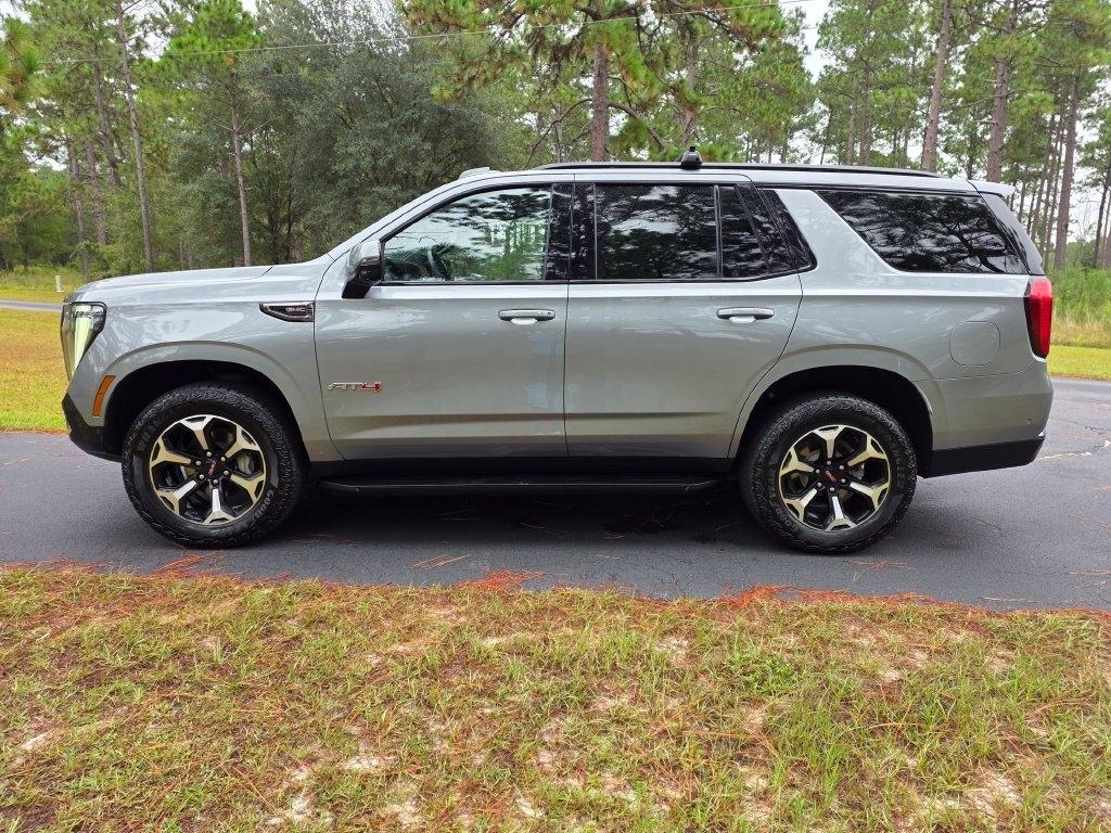 GMC Yukon 4WD 4dr AT4 2025