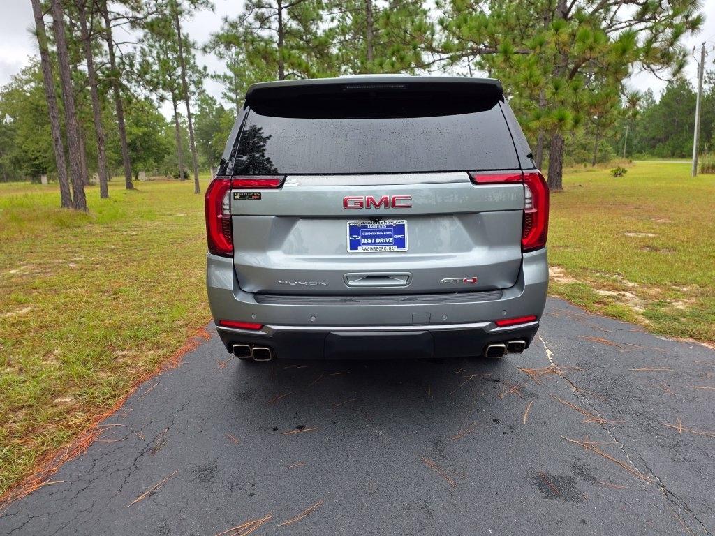 GMC Yukon 4WD 4dr AT4 2025