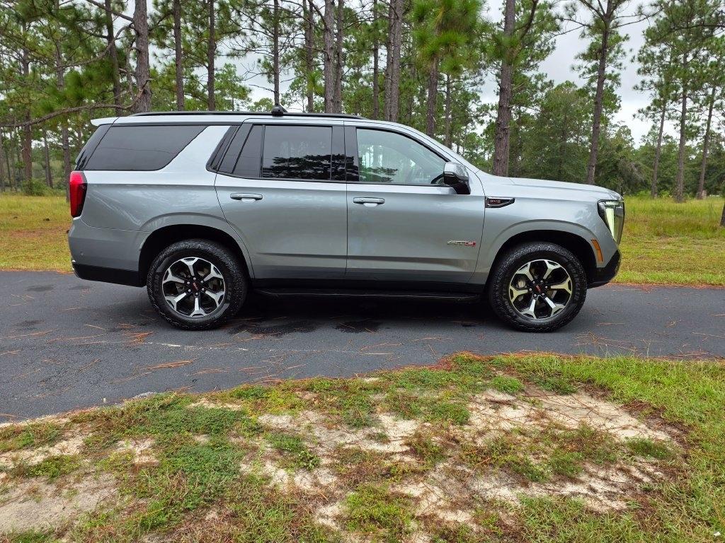 GMC Yukon 4WD 4dr AT4 2025