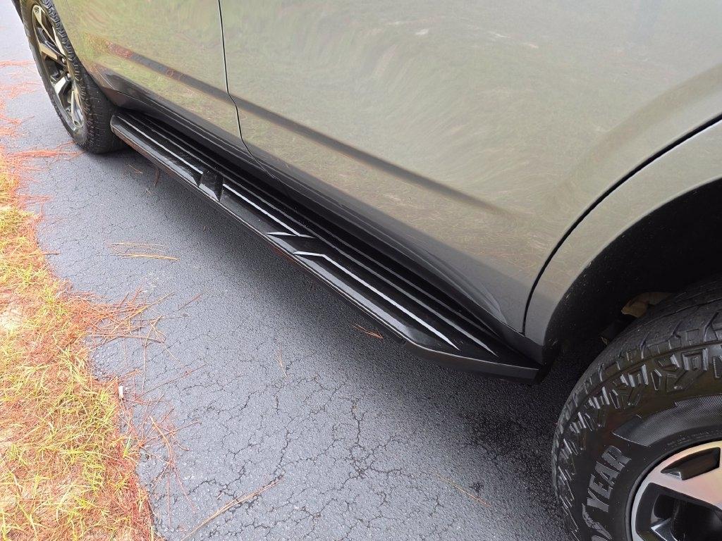 GMC Yukon 4WD 4dr AT4 2025