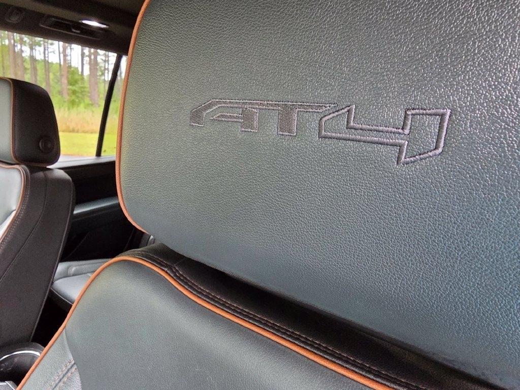 GMC Yukon 4WD 4dr AT4 2025