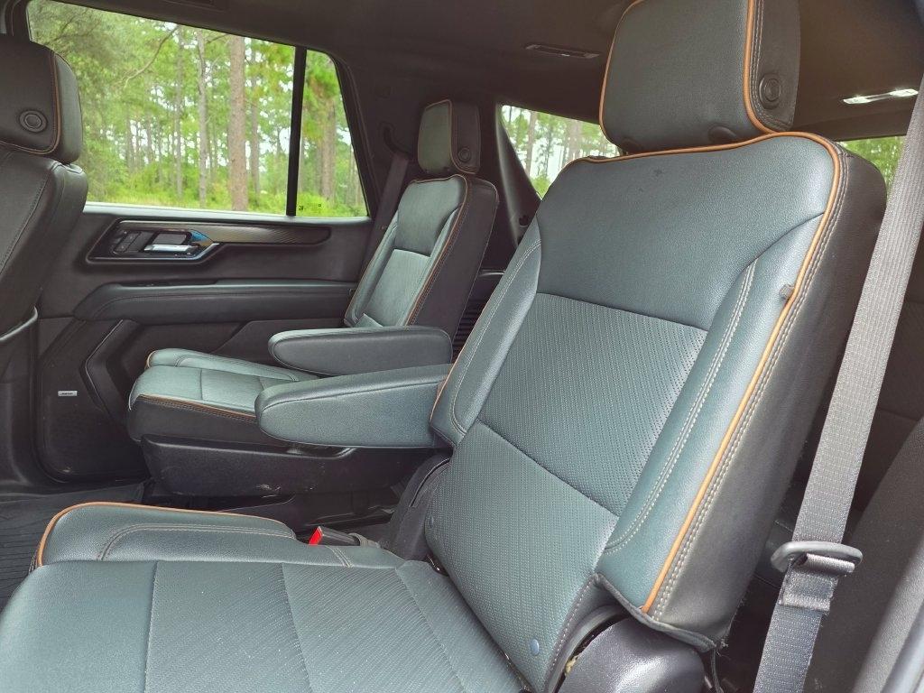 GMC Yukon 4WD 4dr AT4 2025