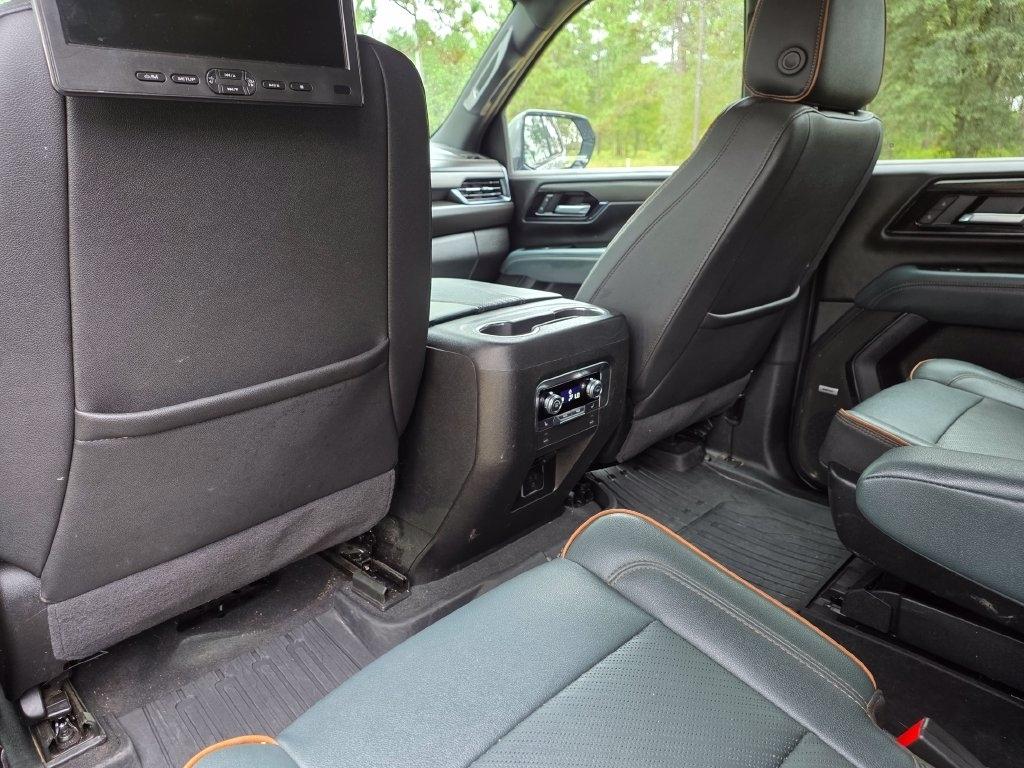 GMC Yukon 4WD 4dr AT4 2025