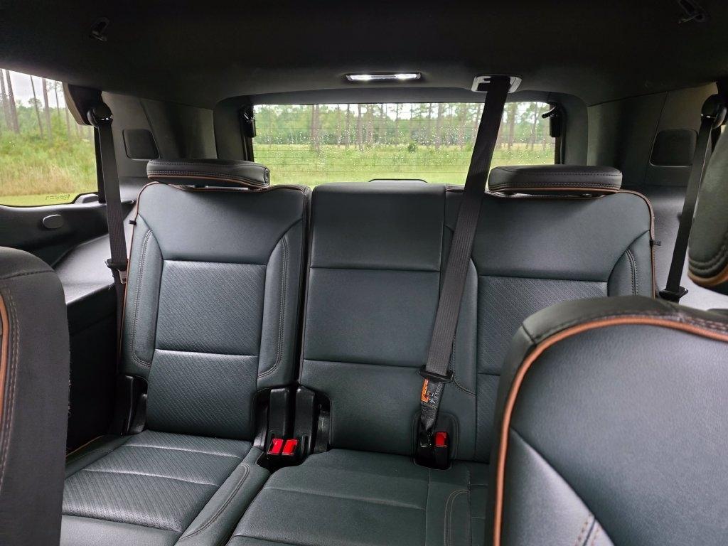 GMC Yukon 4WD 4dr AT4 2025