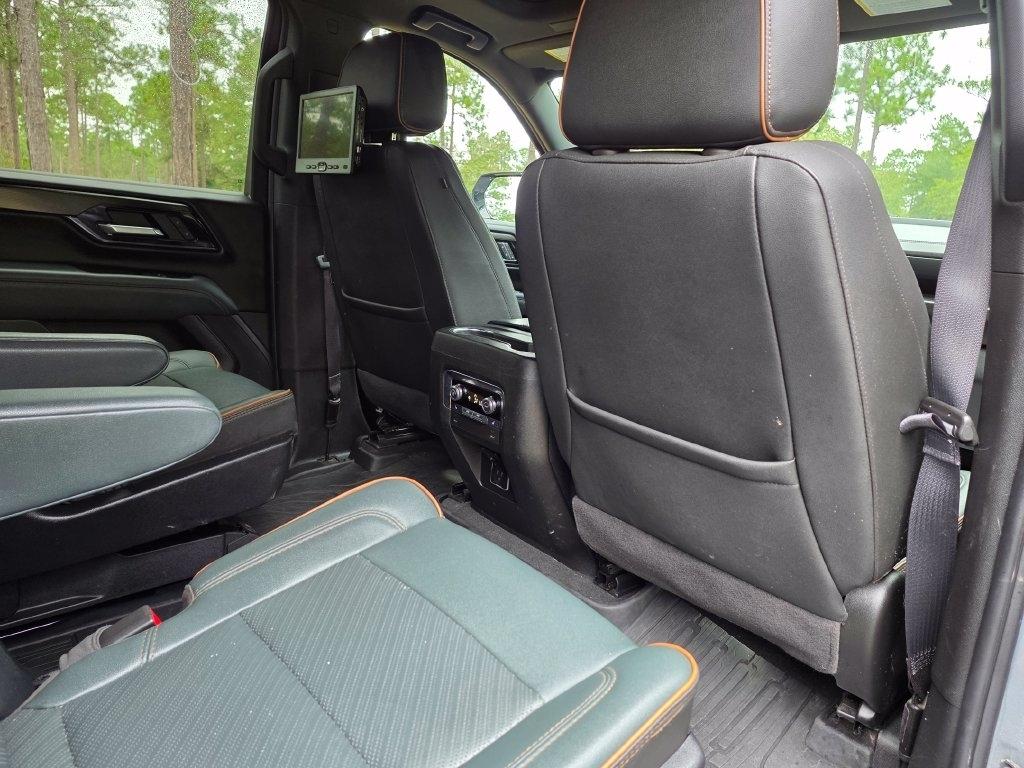 GMC Yukon 4WD 4dr AT4 2025