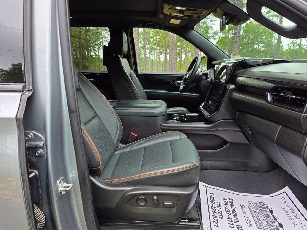 GMC Yukon 4WD 4dr AT4 2025