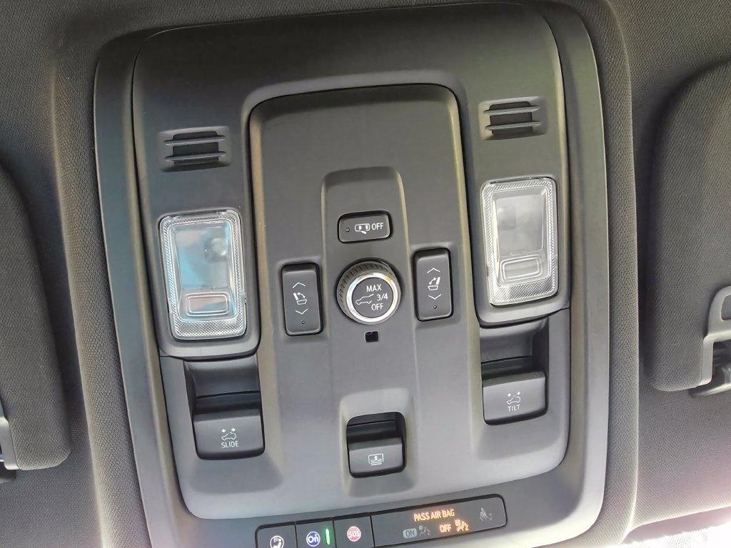 GMC Yukon 4WD 4dr AT4 2025