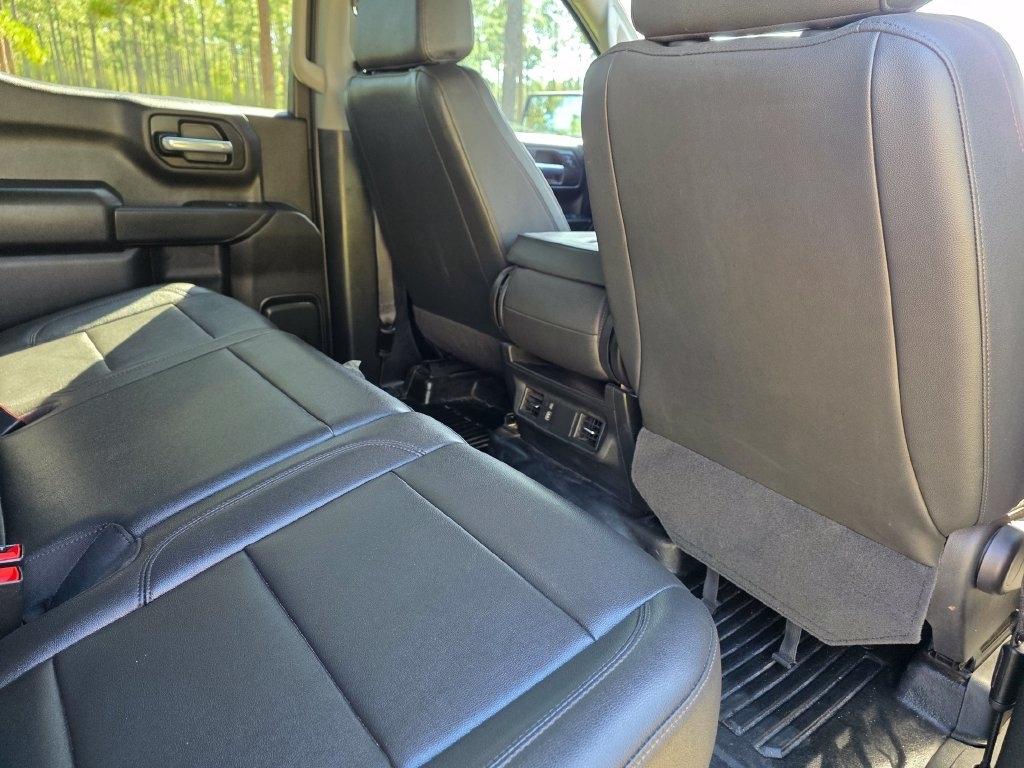 Chevrolet Silverado 1500 2WD Crew Cab 147" Work Truck 2025