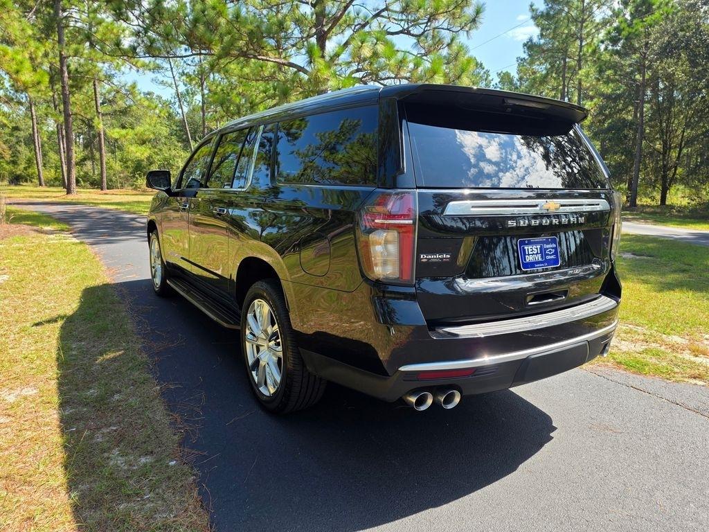 Chevrolet Suburban 2WD 4dr High Country 2022