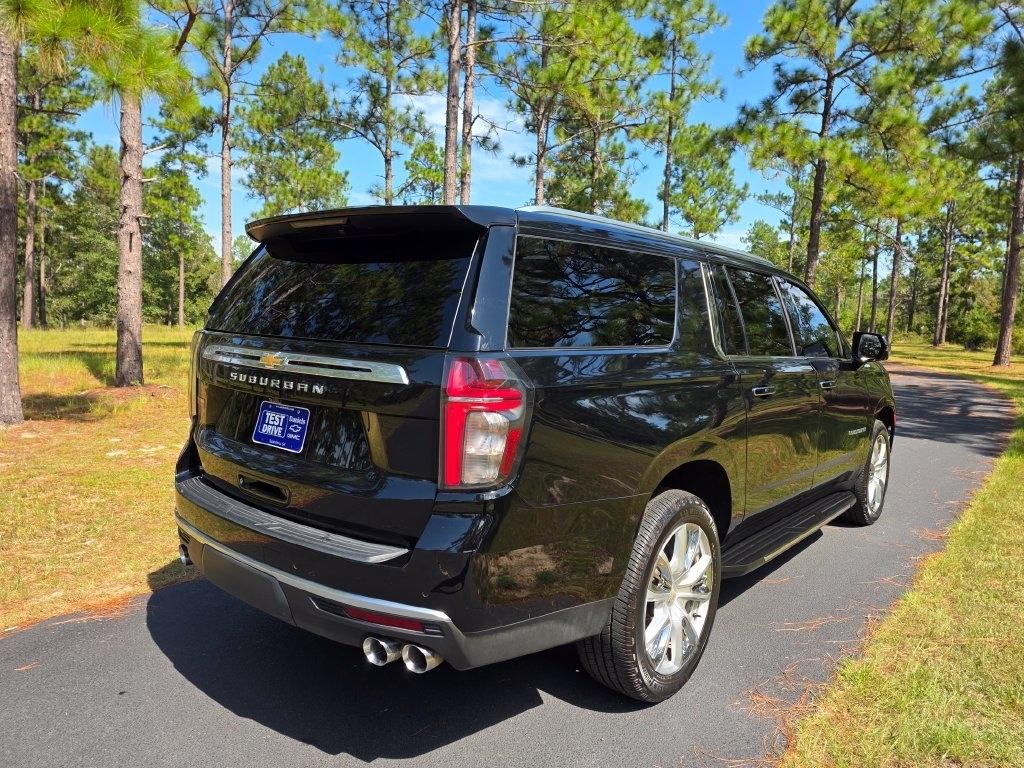 Chevrolet Suburban 2WD 4dr High Country 2022
