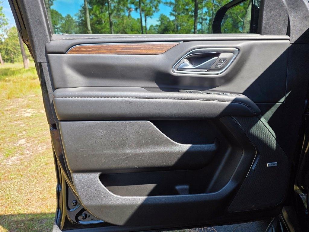 Chevrolet Suburban 2WD 4dr High Country 2022