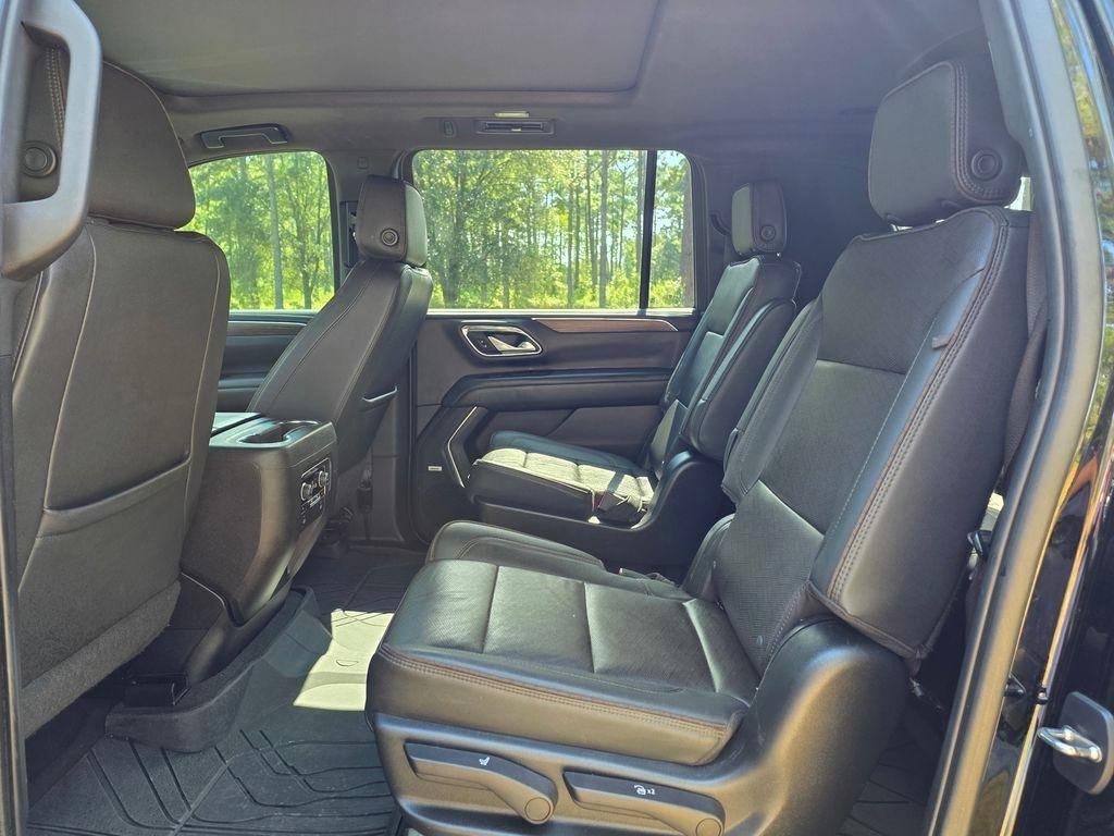 Chevrolet Suburban 2WD 4dr High Country 2022