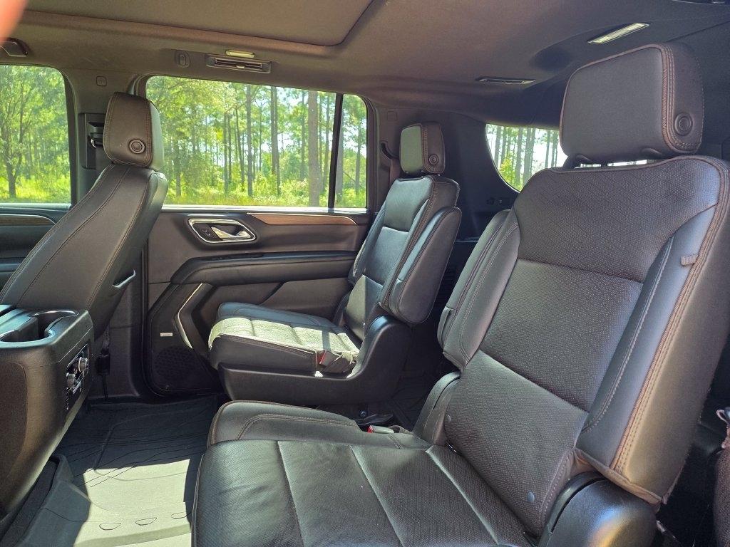 Chevrolet Suburban 2WD 4dr High Country 2022