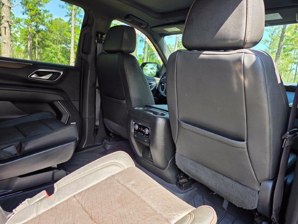 Chevrolet Suburban 2WD 4dr High Country 2022