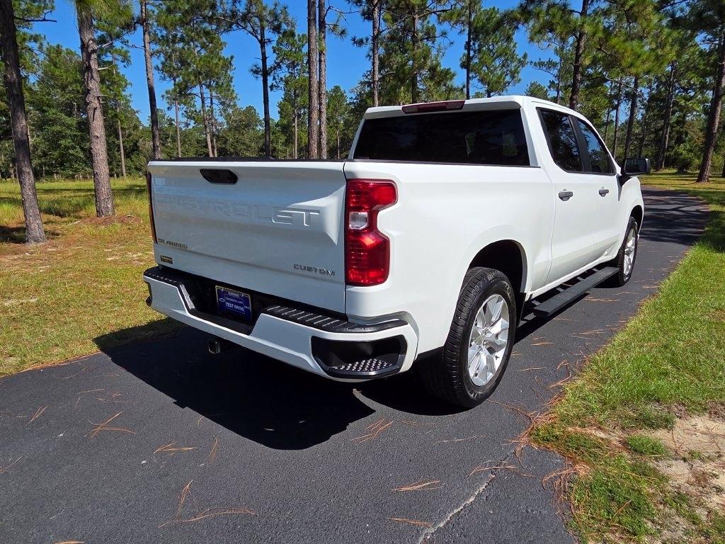 Chevrolet Silverado 1500 2WD Crew Cab 147" Custom 2024