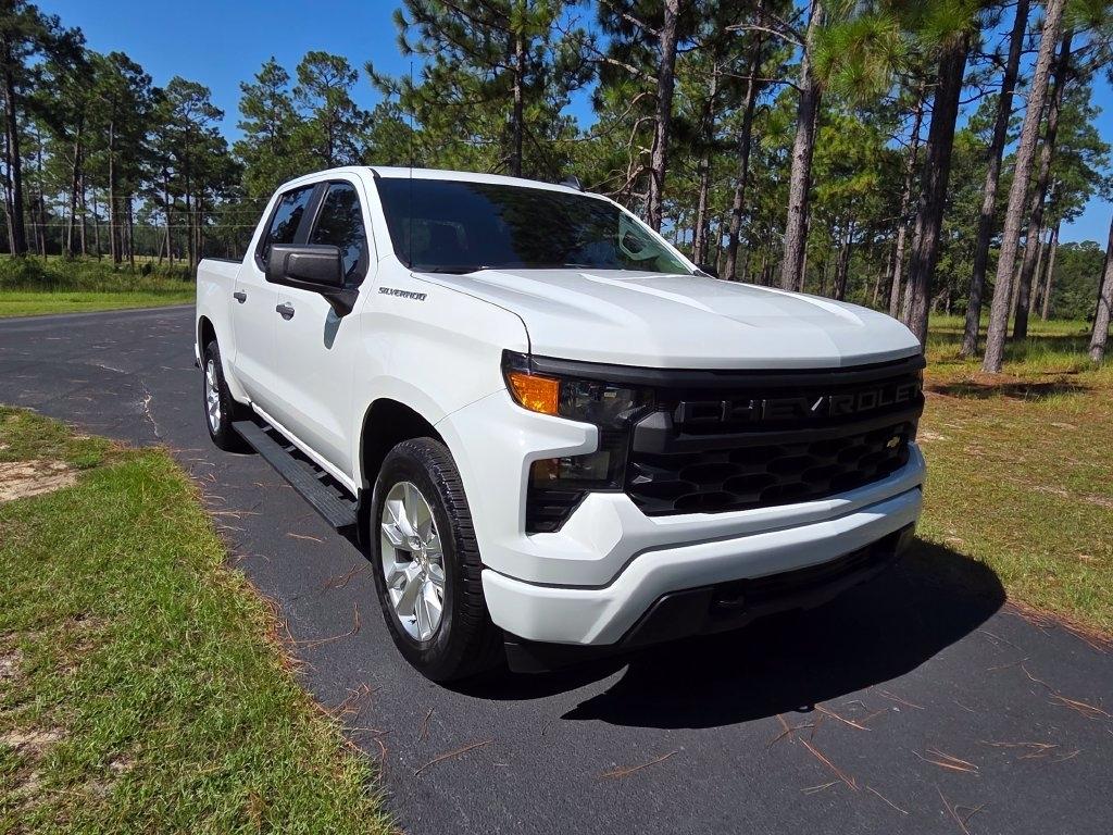 Chevrolet Silverado 1500 2WD Crew Cab 147" Custom 2024