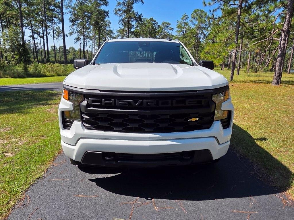 Chevrolet Silverado 1500 2WD Crew Cab 147" Custom 2024