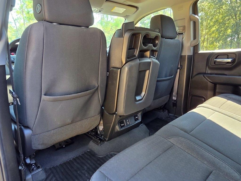 Chevrolet Silverado 1500 2WD Crew Cab 147" Custom 2024