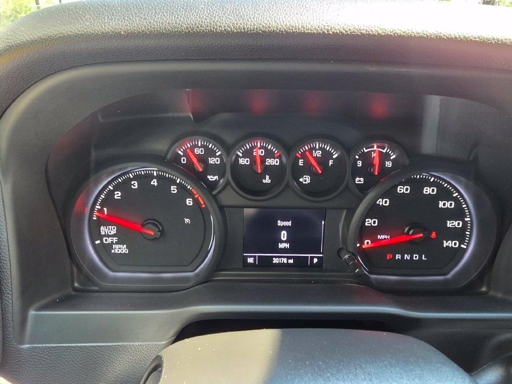 Chevrolet Silverado 1500 2WD Crew Cab 147" Custom 2024