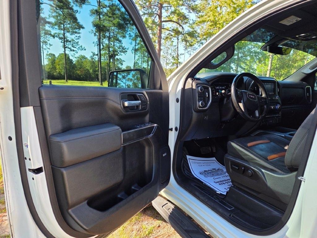 GMC Sierra 1500 4WD Crew Cab 147" AT4 2021
