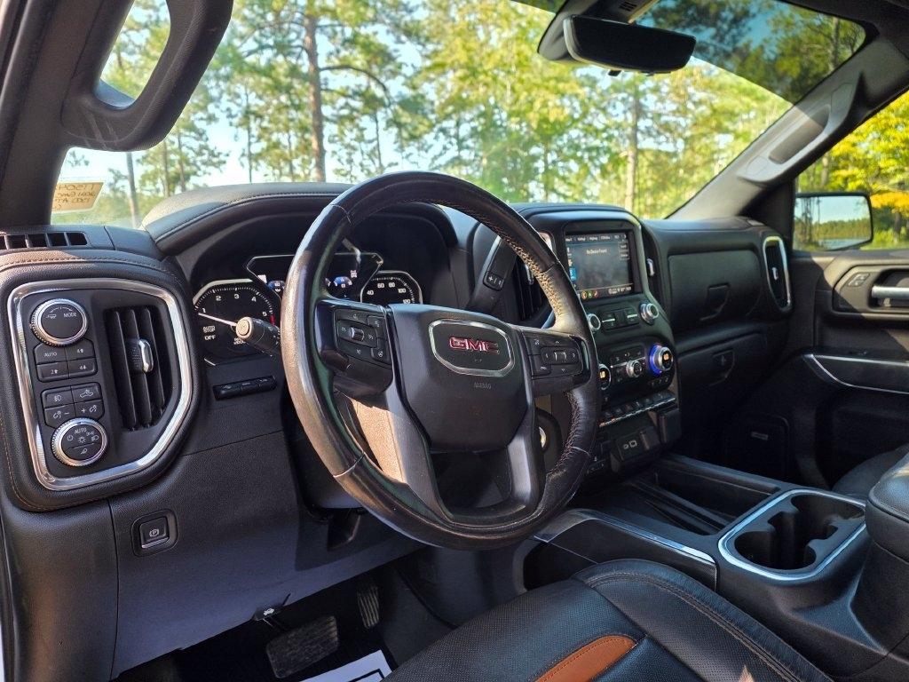GMC Sierra 1500 4WD Crew Cab 147" AT4 2021