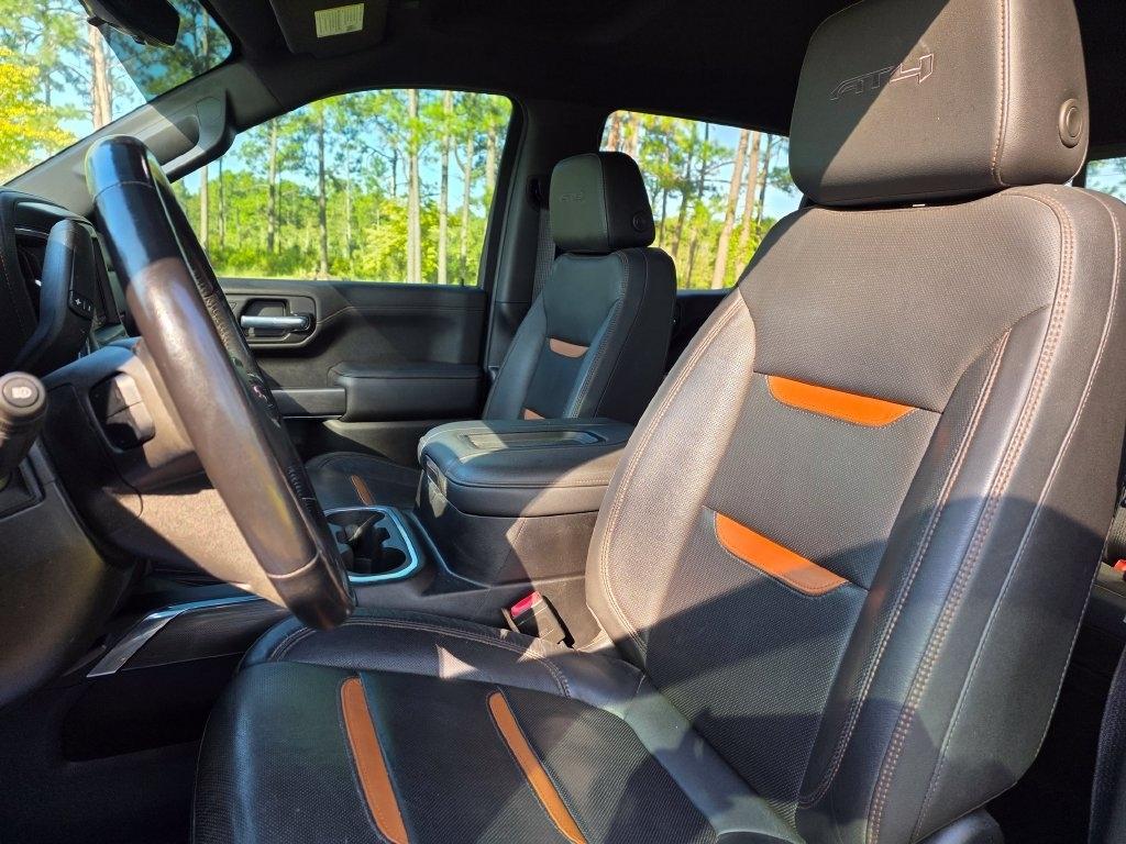 GMC Sierra 1500 4WD Crew Cab 147" AT4 2021