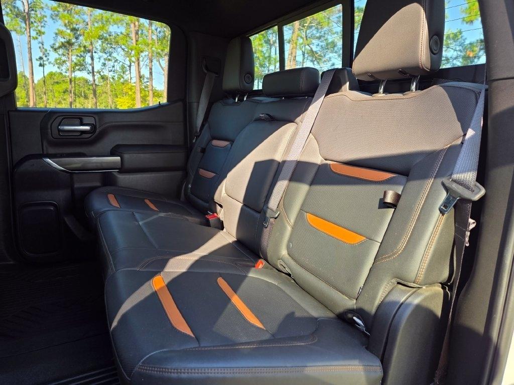 GMC Sierra 1500 4WD Crew Cab 147" AT4 2021