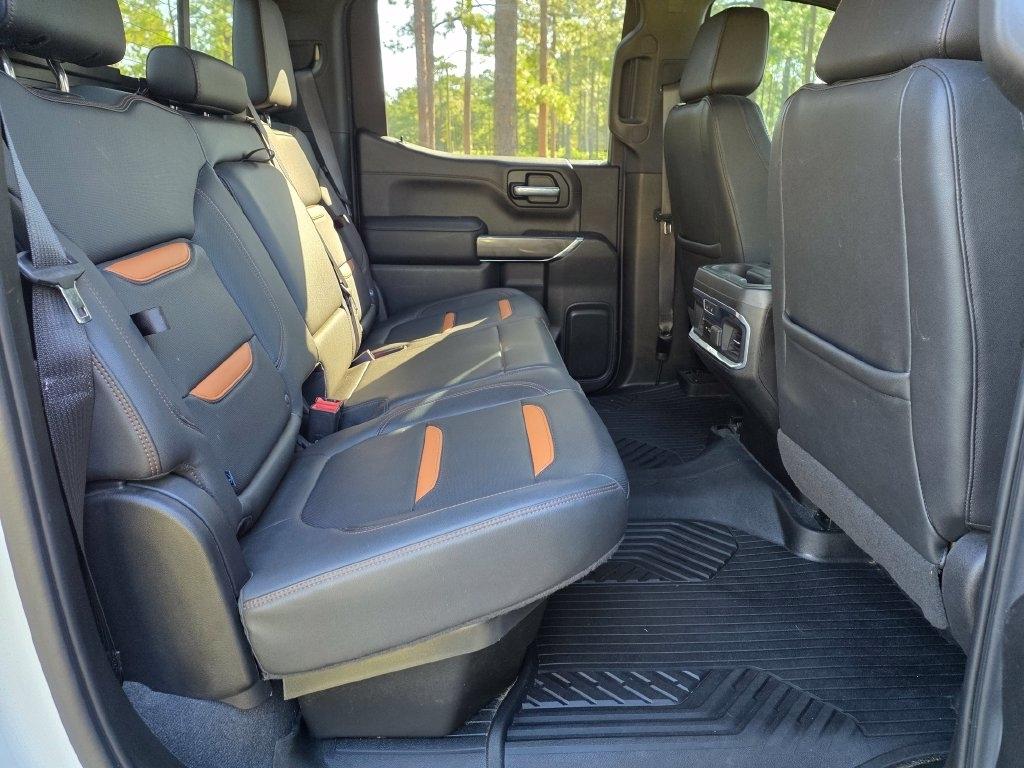 GMC Sierra 1500 4WD Crew Cab 147" AT4 2021