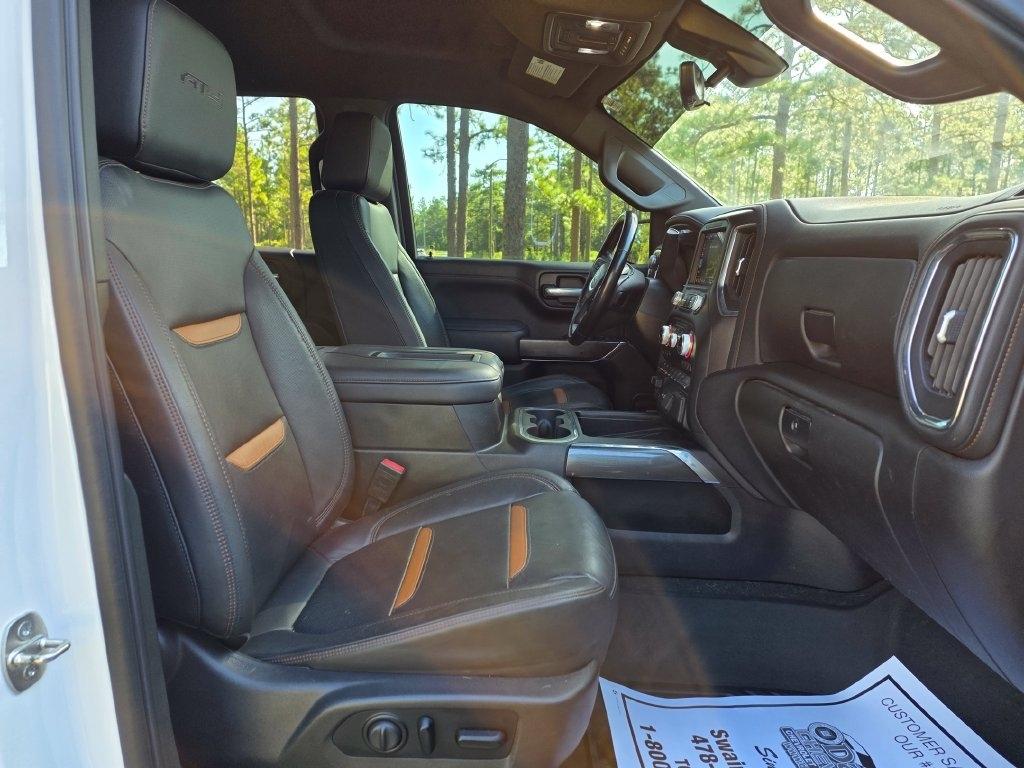 GMC Sierra 1500 4WD Crew Cab 147" AT4 2021