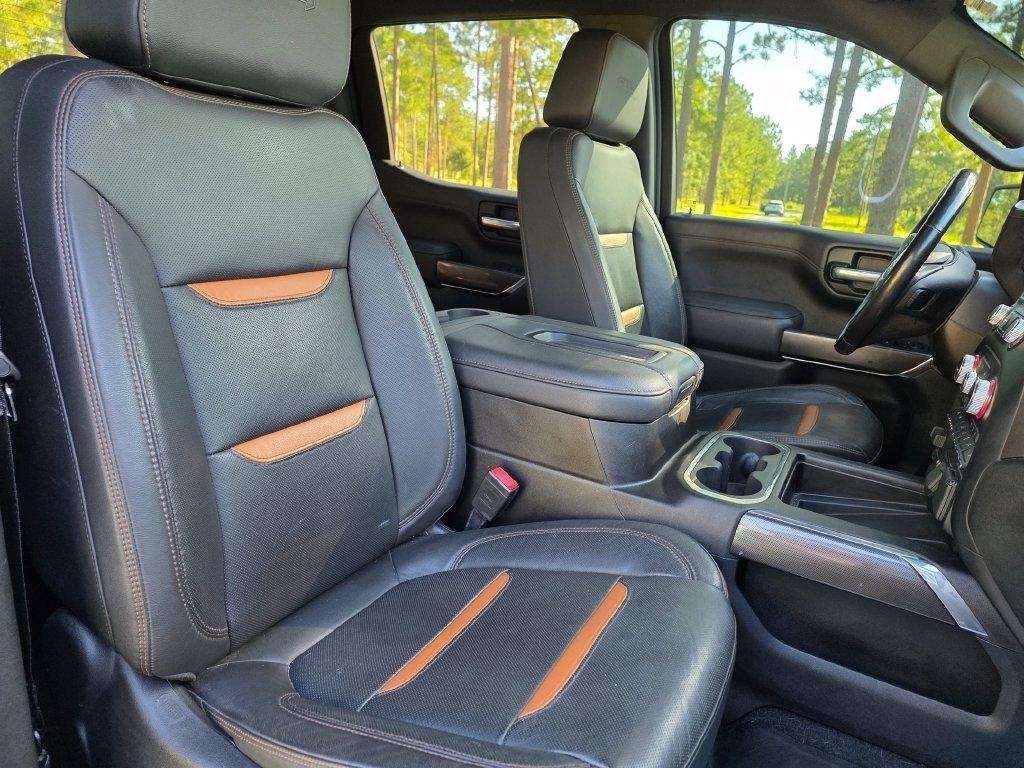 GMC Sierra 1500 4WD Crew Cab 147" AT4 2021