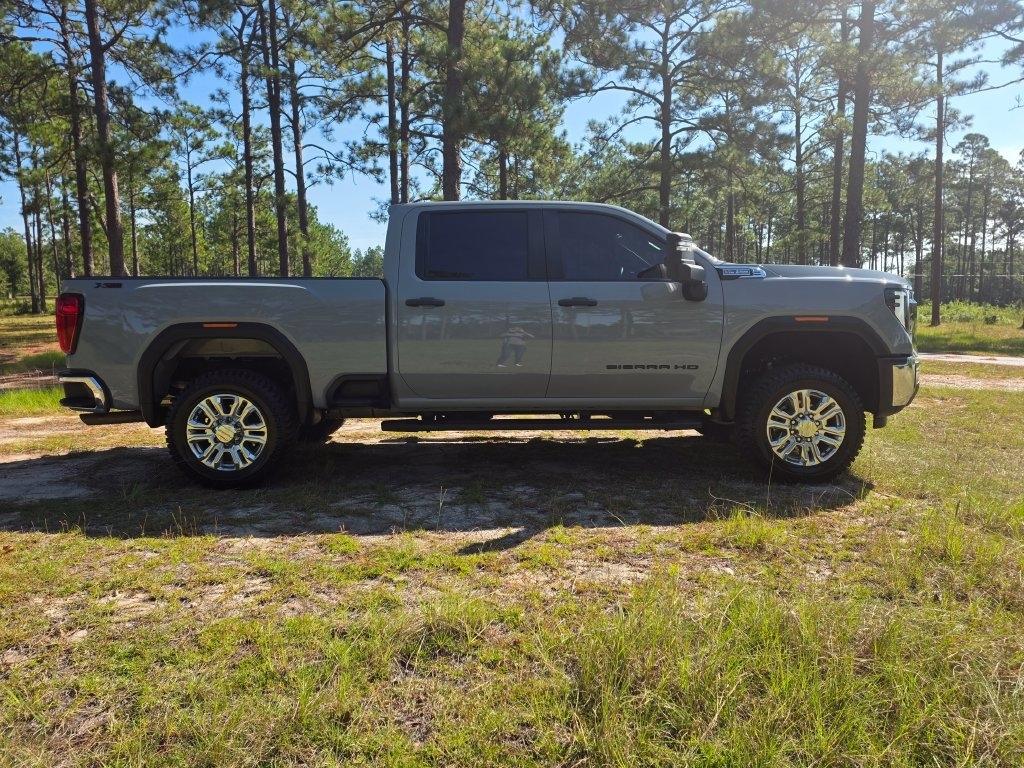 GMC Sierra 2500HD 4WD Crew Cab 159" Pro 2024