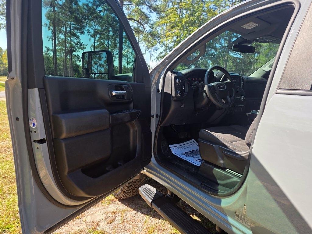 GMC Sierra 2500HD 4WD Crew Cab 159" Pro 2024