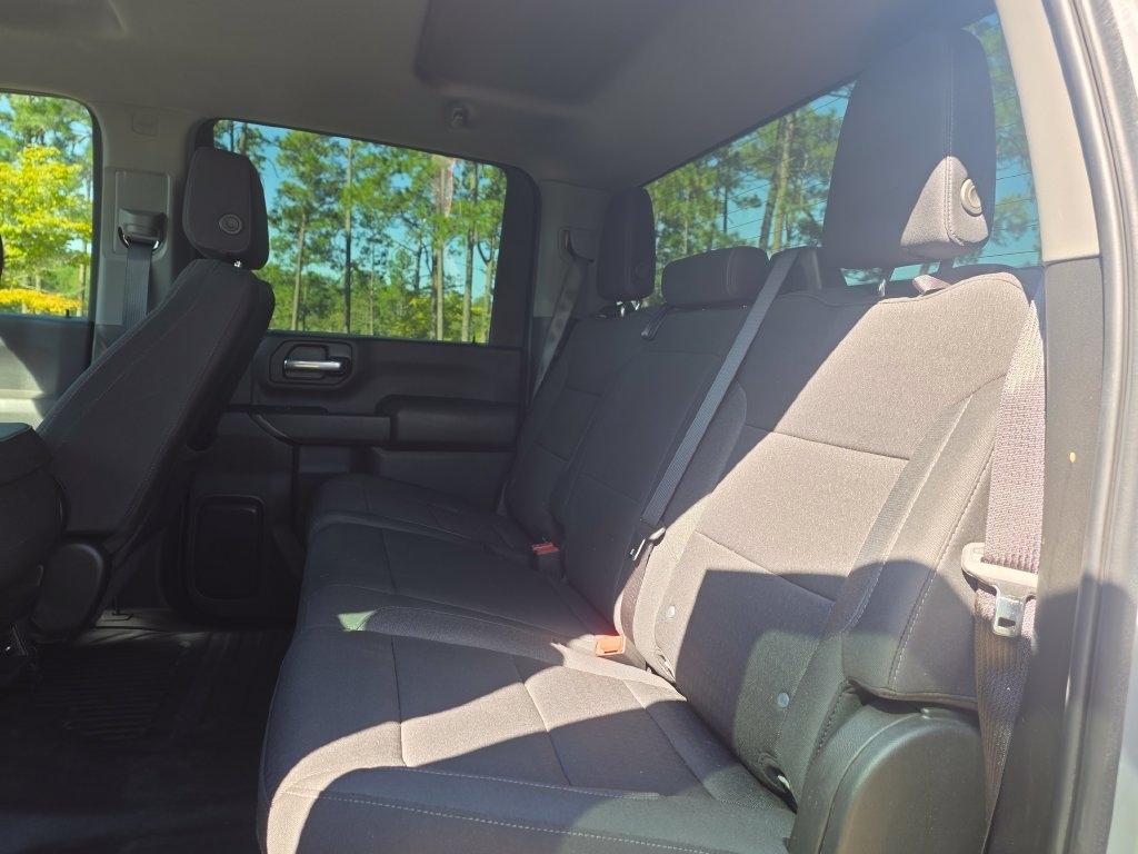 GMC Sierra 2500HD 4WD Crew Cab 159" Pro 2024