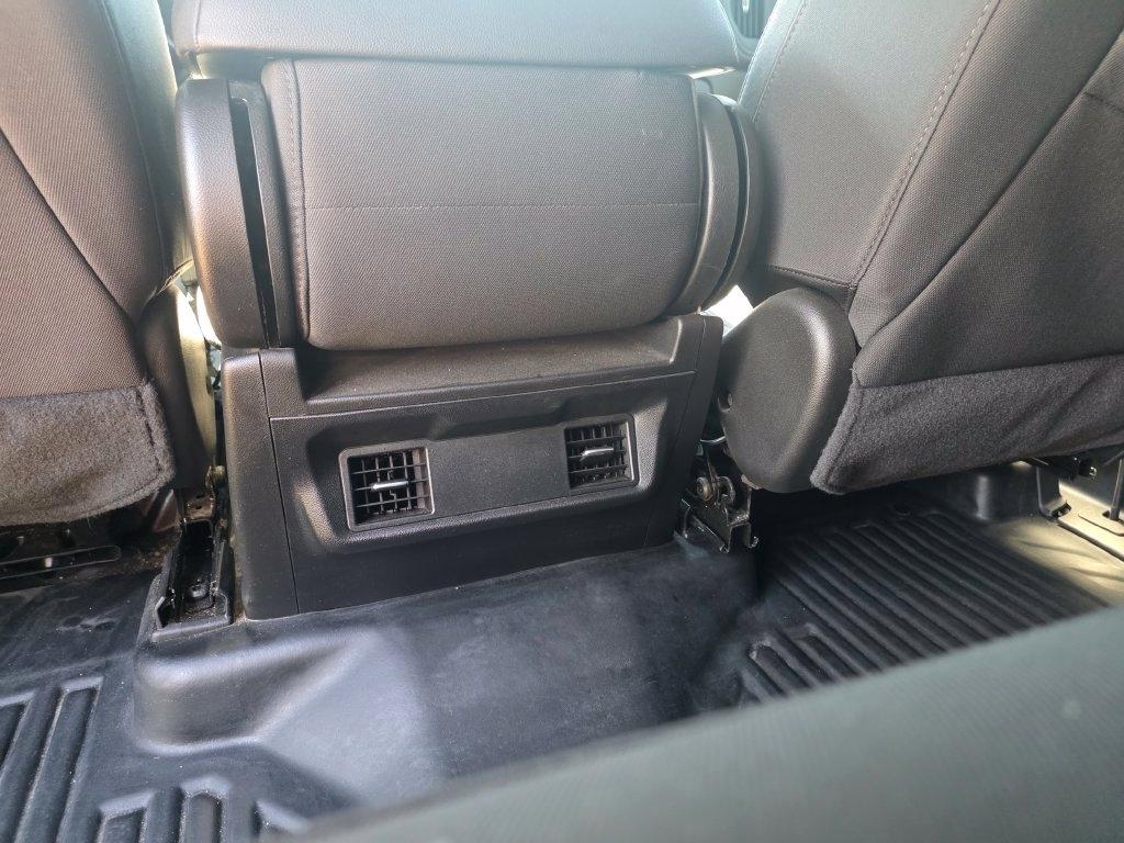 GMC Sierra 2500HD 4WD Crew Cab 159" Pro 2024