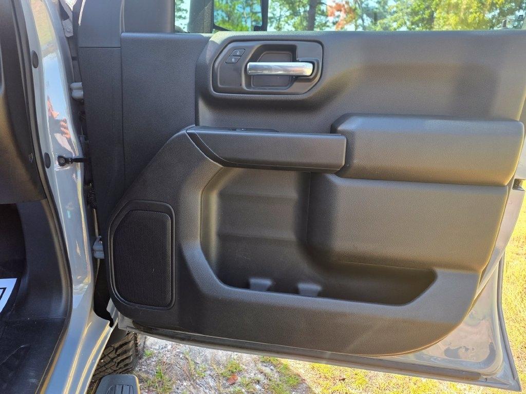 GMC Sierra 2500HD 4WD Crew Cab 159" Pro 2024
