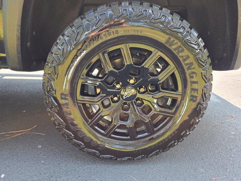 Chevrolet Colorado 4WD Crew Cab Trail Boss 2024