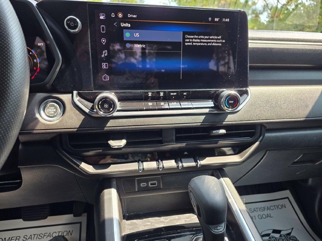 Chevrolet Colorado 4WD Crew Cab Trail Boss 2024