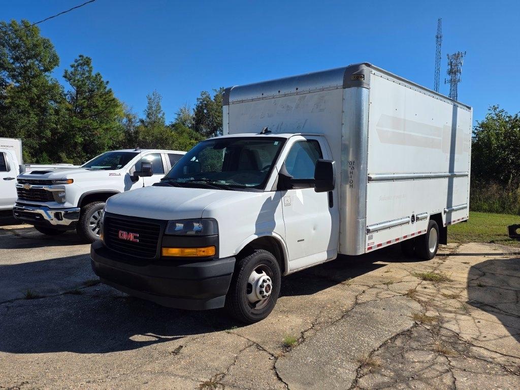 2021 GMC Savana Commercial Cutaway 3500 Van 177"