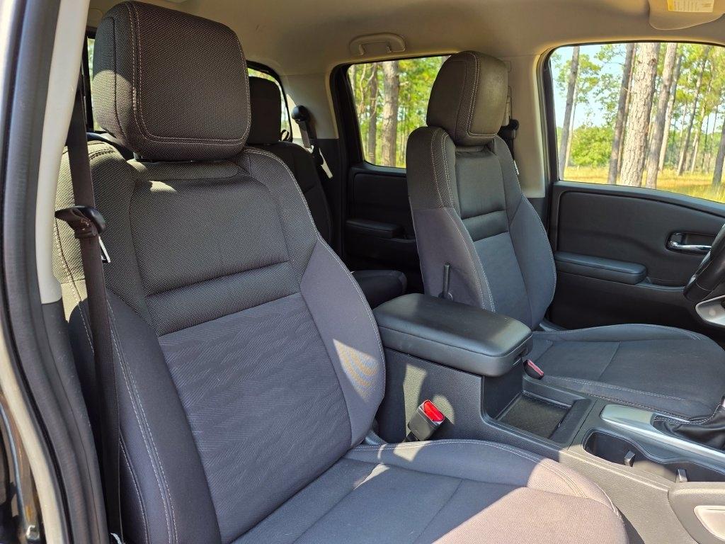 Nissan Frontier Crew Cab 4x4 PRO-4X Auto 2022