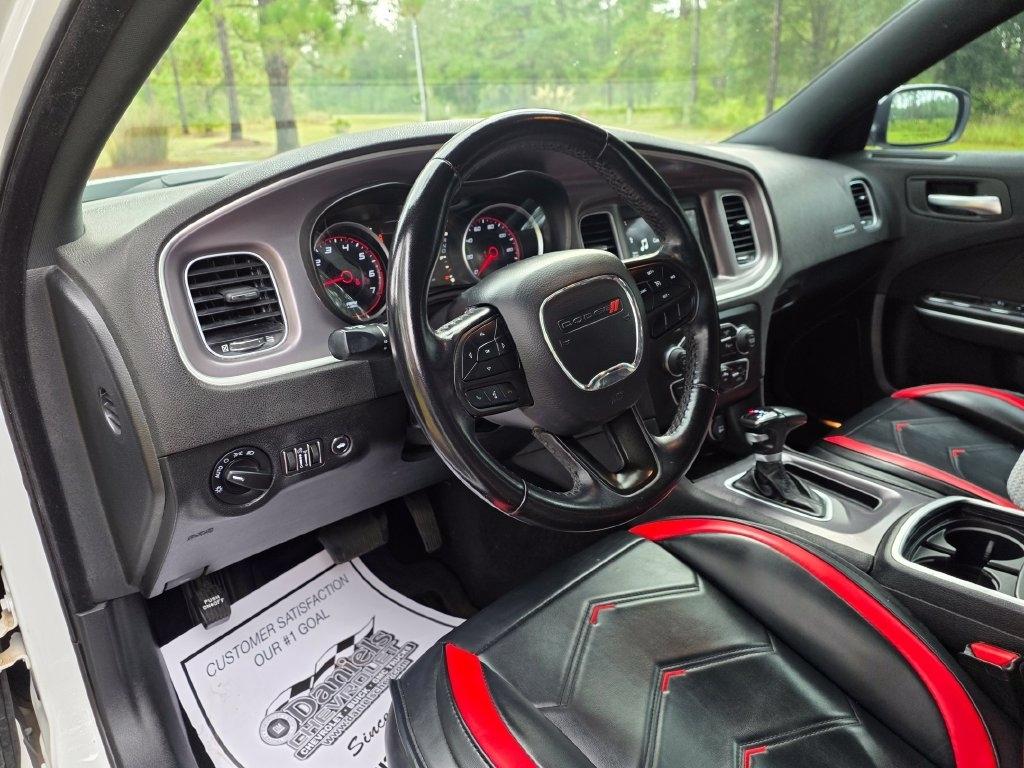 Dodge Charger SXT RWD 2022