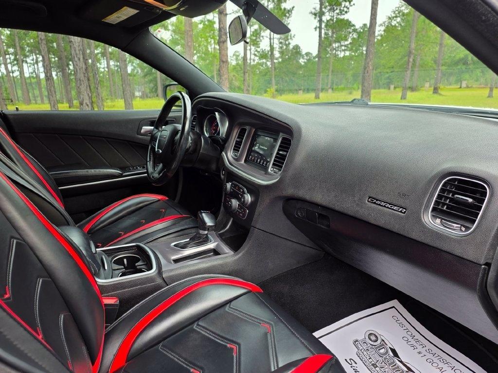 Dodge Charger SXT RWD 2022