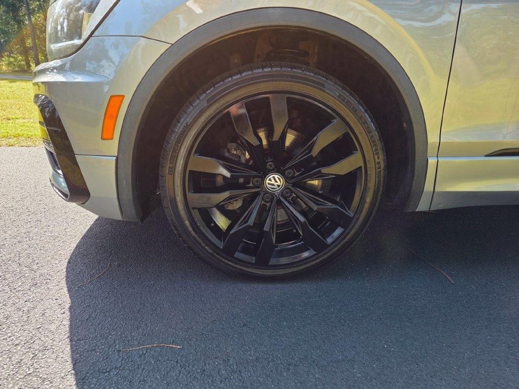 Volkswagen Tiguan 2.0T SE R-Line Black FWD 2021