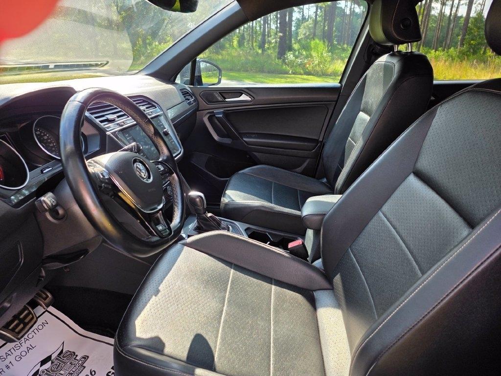 Volkswagen Tiguan 2.0T SE R-Line Black FWD 2021